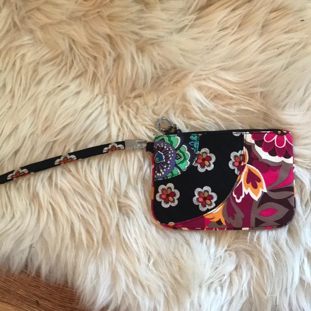 LIMITED EDITION Vera Bradley Wristlet!!